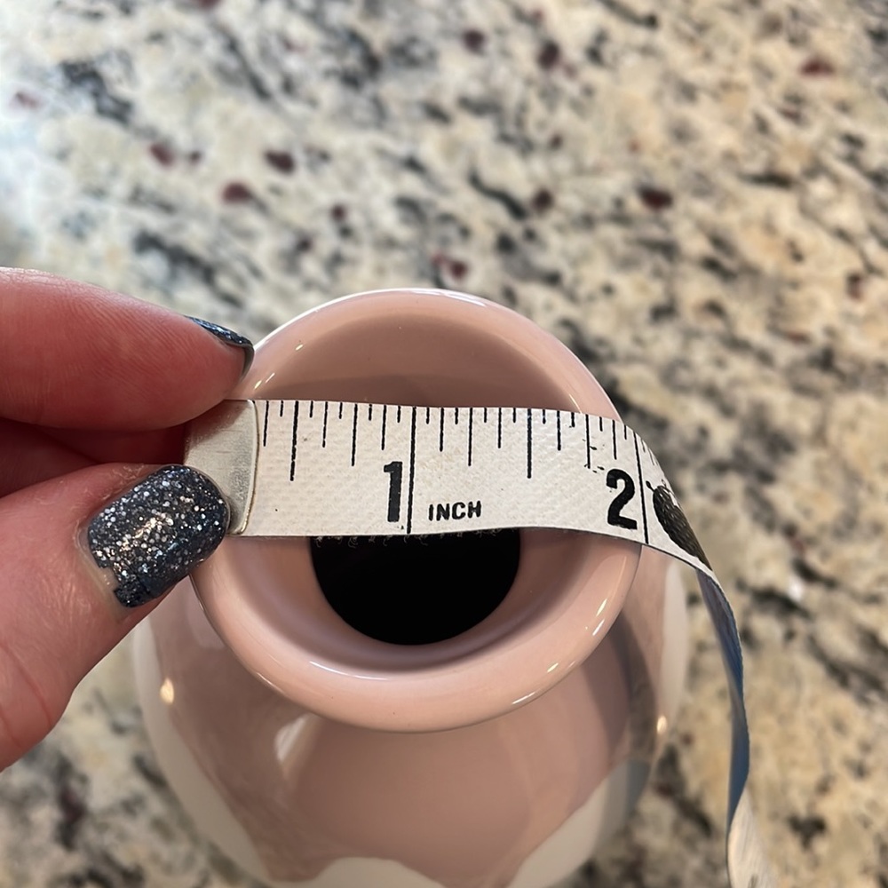 Isaac Mizrahi XO sienna pink ceramic new in box small vase - Picture 9 of 11